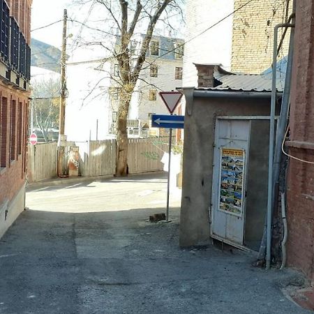 2 Santeli Turn Guest House Tbilisi Exterior foto